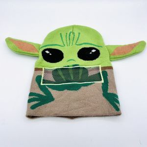 Star Wars the child Kids roll down beanie. Face Cover Hat Baby Yoda Disney